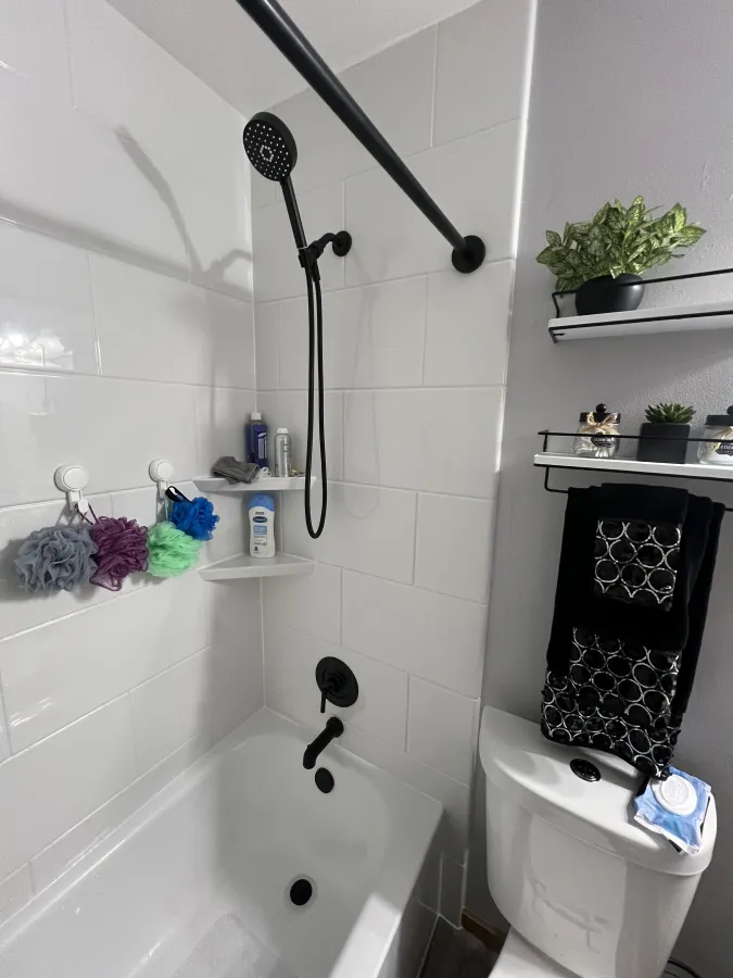 Milwaukee wi bathtub replacement acrylic large tile white matte black hardware